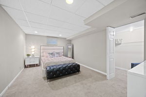 Basement bedroom 1-Logan