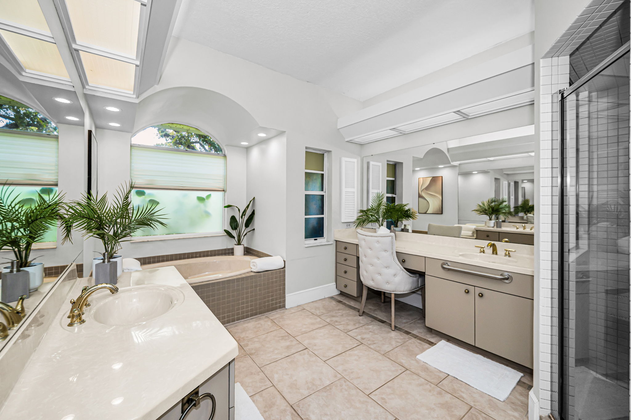 Primary Bathroom1a