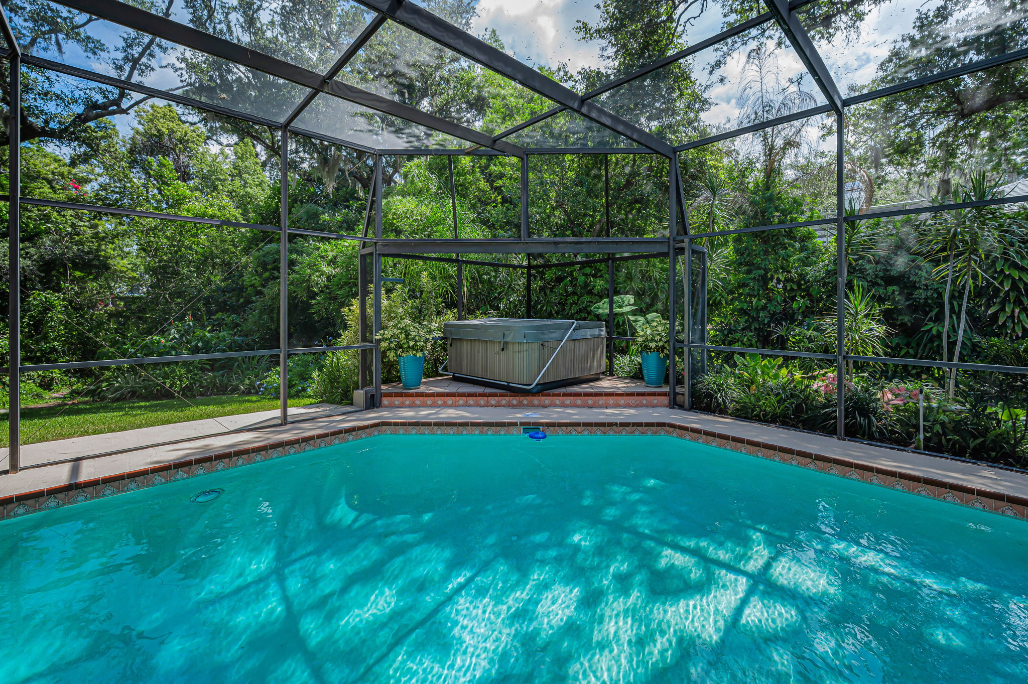 Pool2