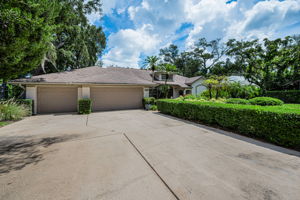 Front Exterior5