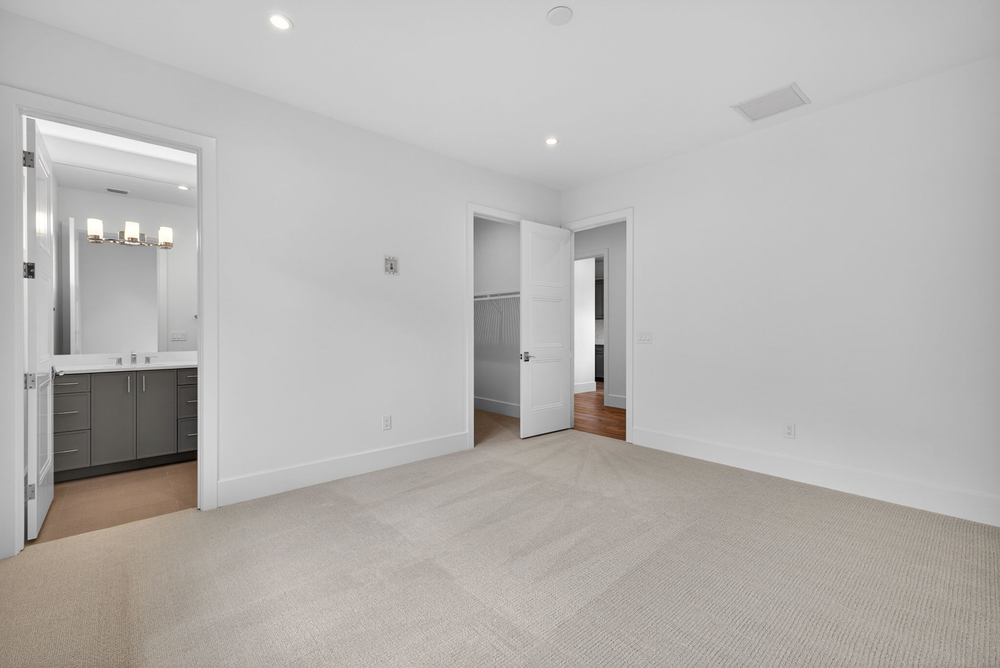 Guest Bedroom 3 - 2 of 2