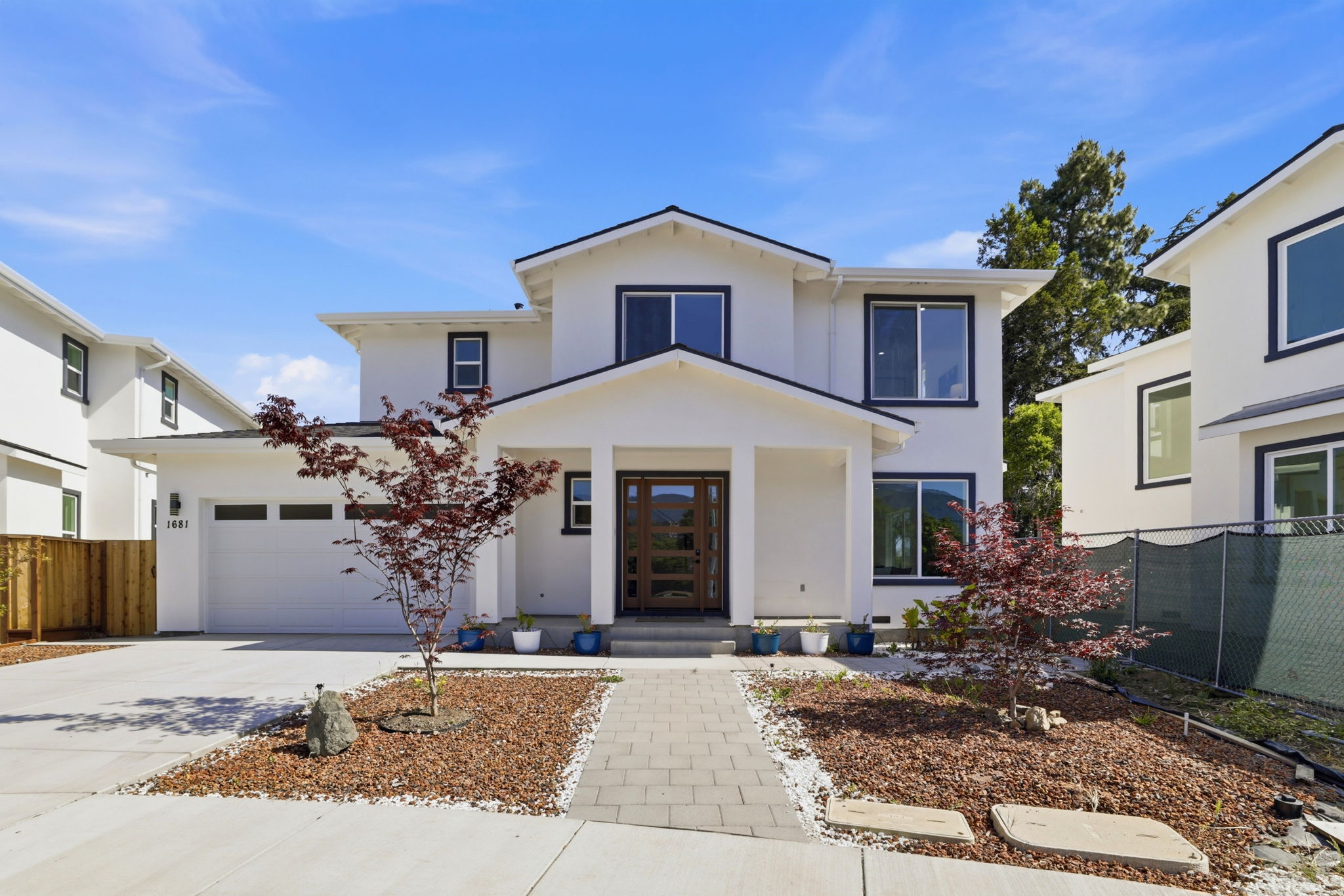 001_F8_1681 Zinnia Ln