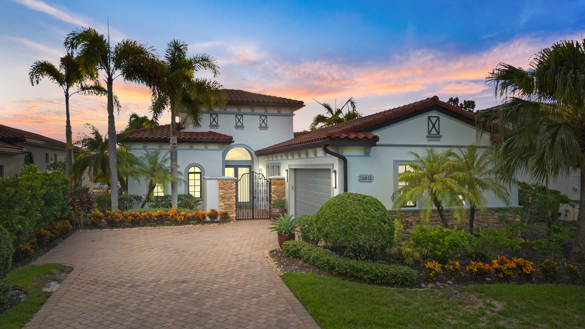 Aerial Front Exterior_Dusk