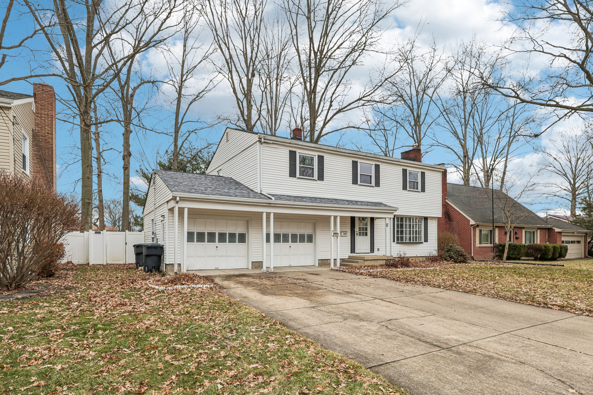 Arthur Dr-S0503-002.jpg