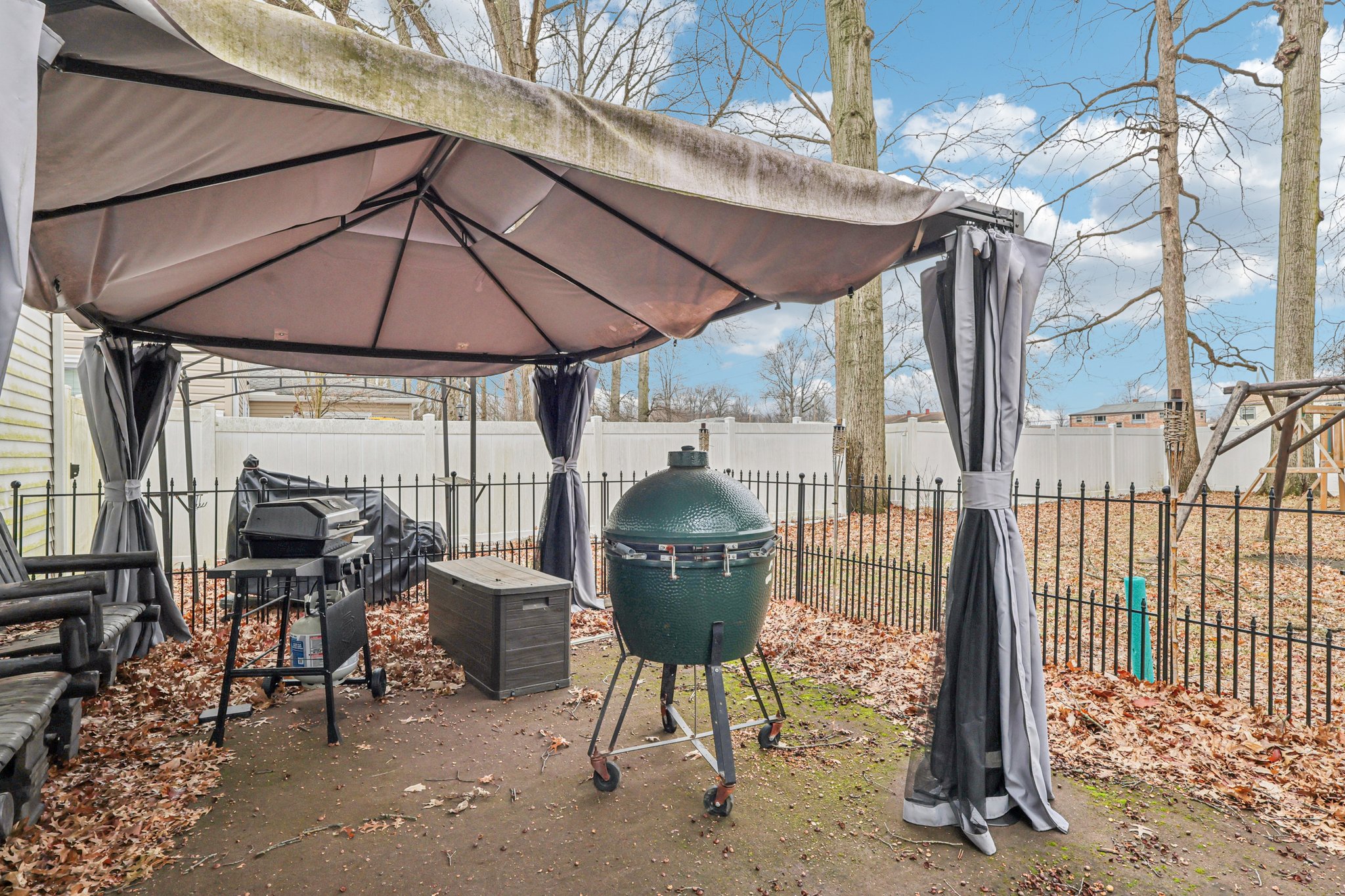 Arthur Dr-S0503-038.jpg