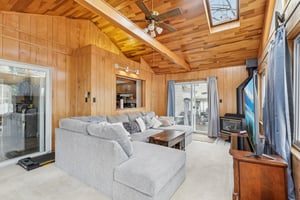 Arthur Dr-S0503-005.jpg