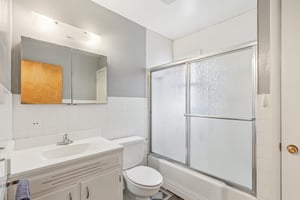 Arthur Dr-S0503-034.jpg