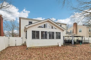 Arthur Dr-S0503-042.jpg