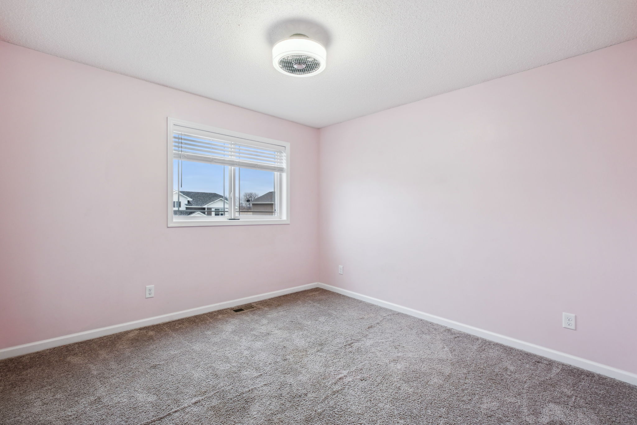 13_Interior