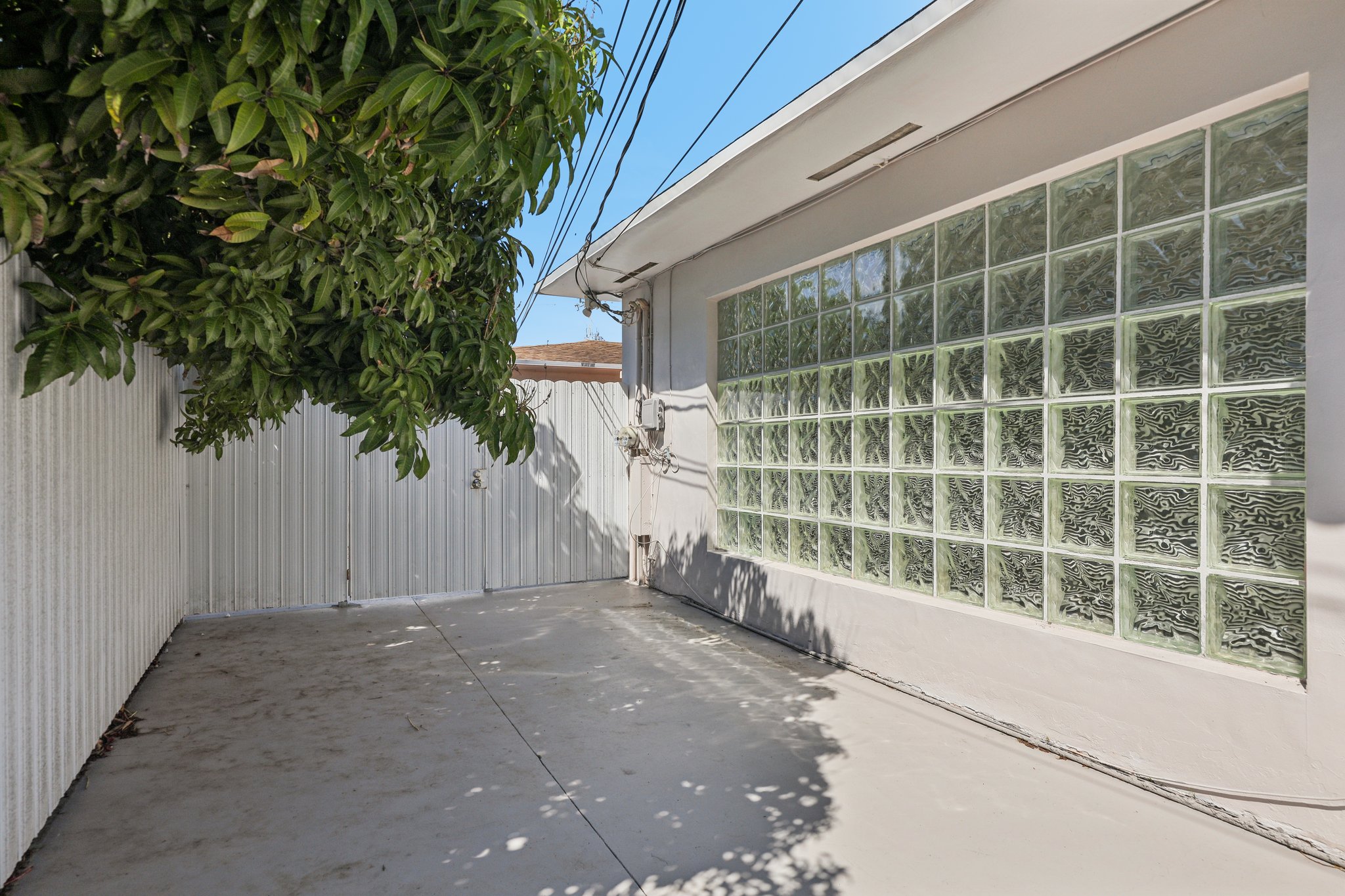 NE 124th Ln-S2603-041.jpg