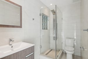 NE 124th Ln-S2603-022.jpg