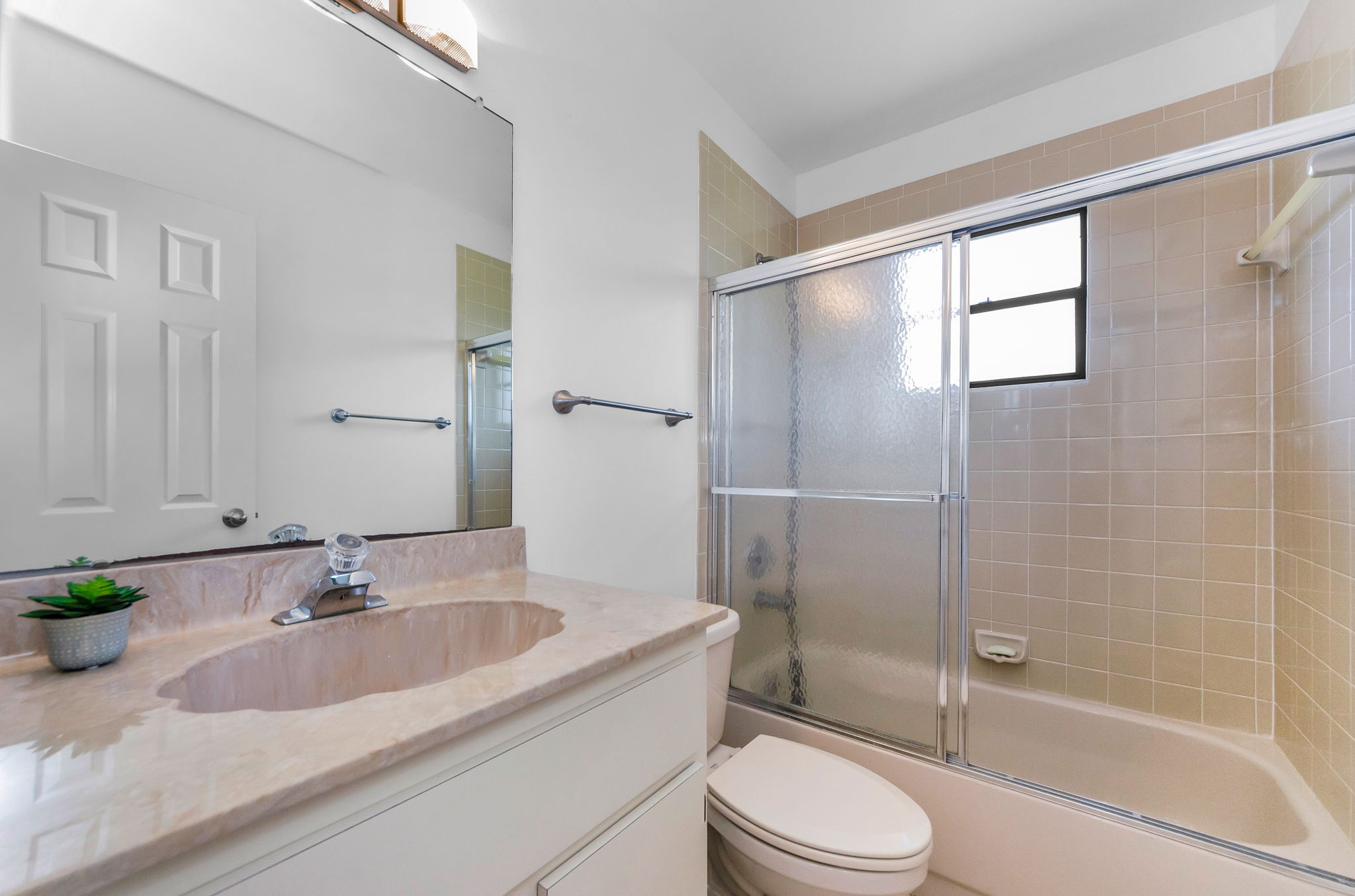 Bathroom2