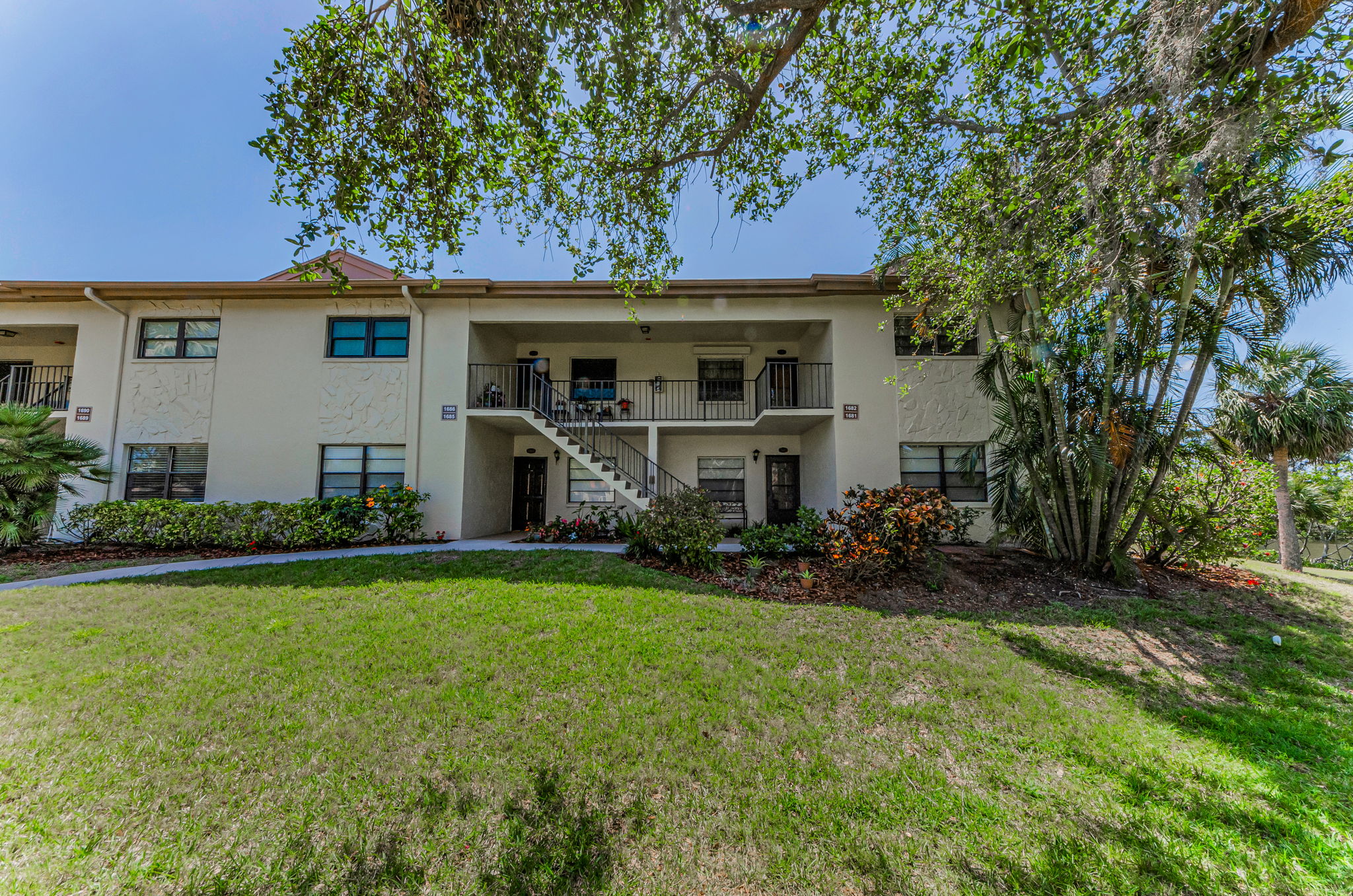 Front Exterior1