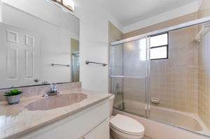 Bathroom2