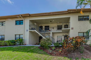Front Exterior3