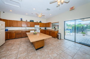 10-Clubhouse Kitchen