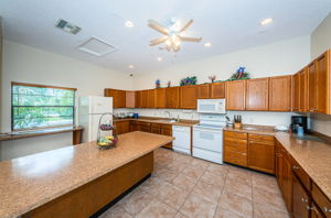 11-Clubhouse Kitchen