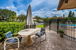 20-Clubhouse Side Patio