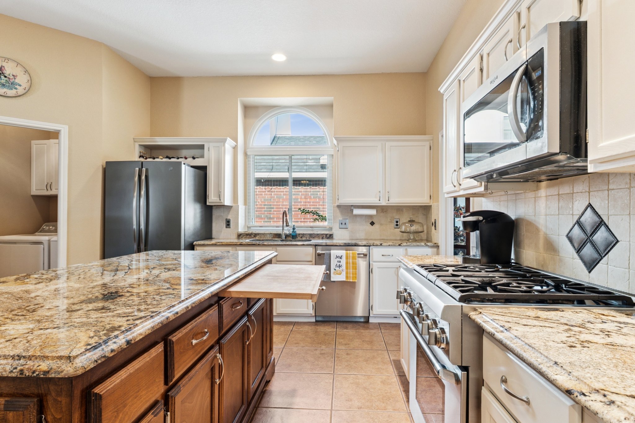 3435 - 1682 Shannon Dr, Lewisville, TX 75077 08.jpg