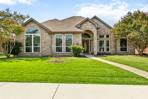 3435 - 1682 Shannon Dr, Lewisville, TX 75077 01.jpg
