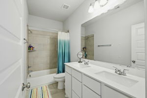 Upstairs Hall Bathroom