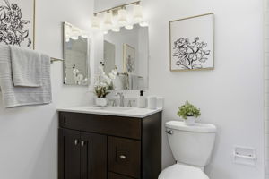 034_F8_1683 Hyacinth Ln