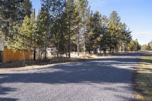 16833 Brenda Dr, Bend, OR 97707, USA Photo 24