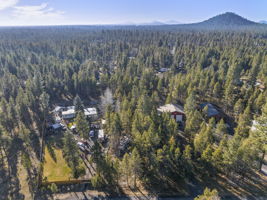 16833 Brenda Dr, Bend, OR 97707, USA Photo 2