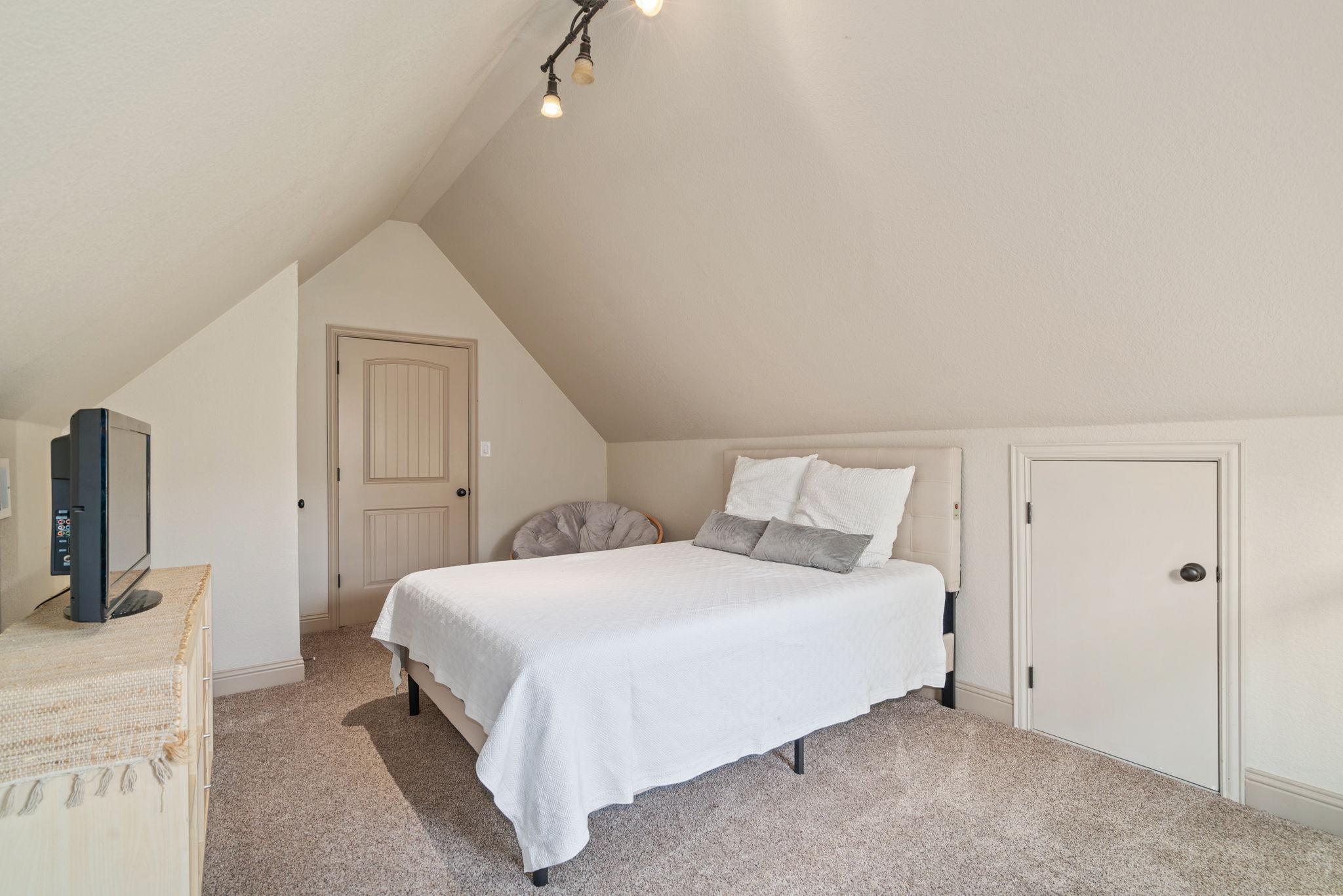 1684 Blevins Ln, Keller, TX 76248, USA Photo 40