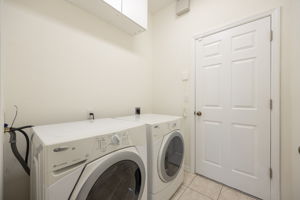  Photo 34