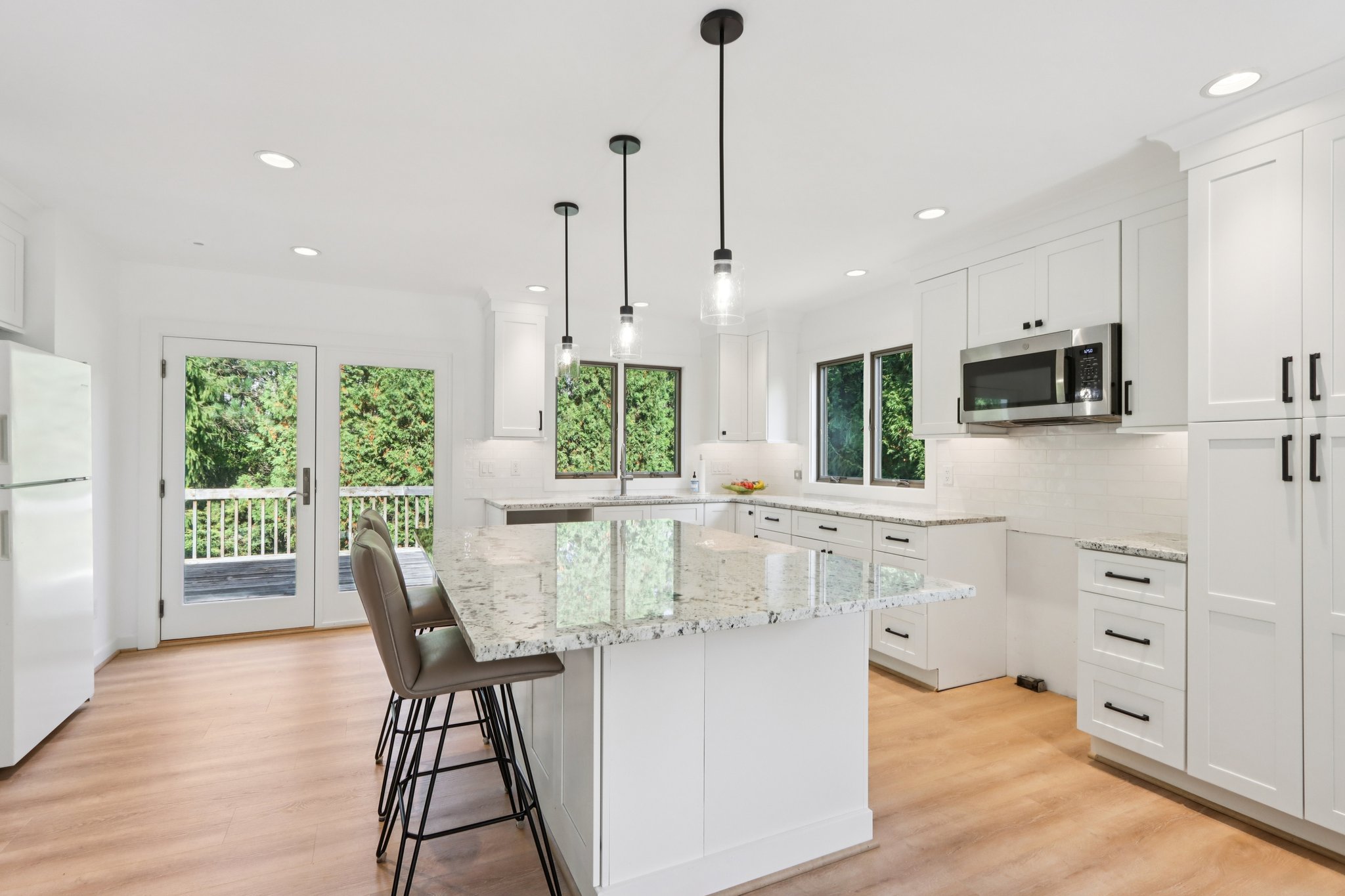 S Mayfield Rd-S2810-024.jpg