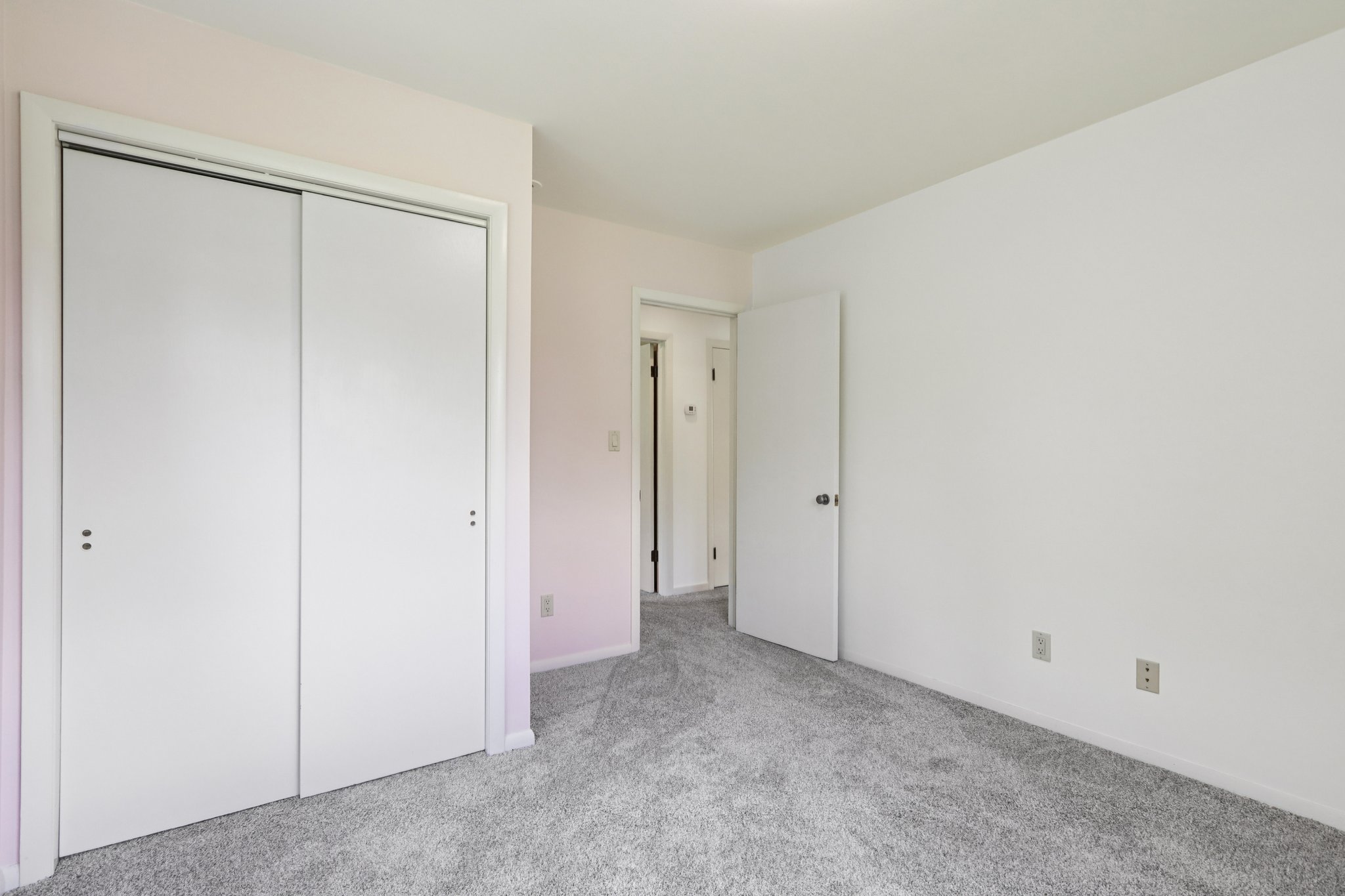 S Mayfield Rd-S2810-048.jpg