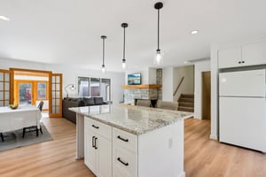 S Mayfield Rd-S2810-023.jpg