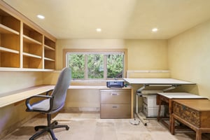 S Mayfield Rd-S2810-029.jpg