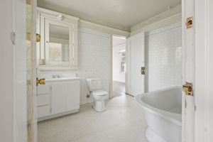 Bedroom 2 & 3 Ensuite