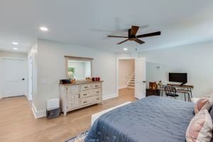  Photo 43