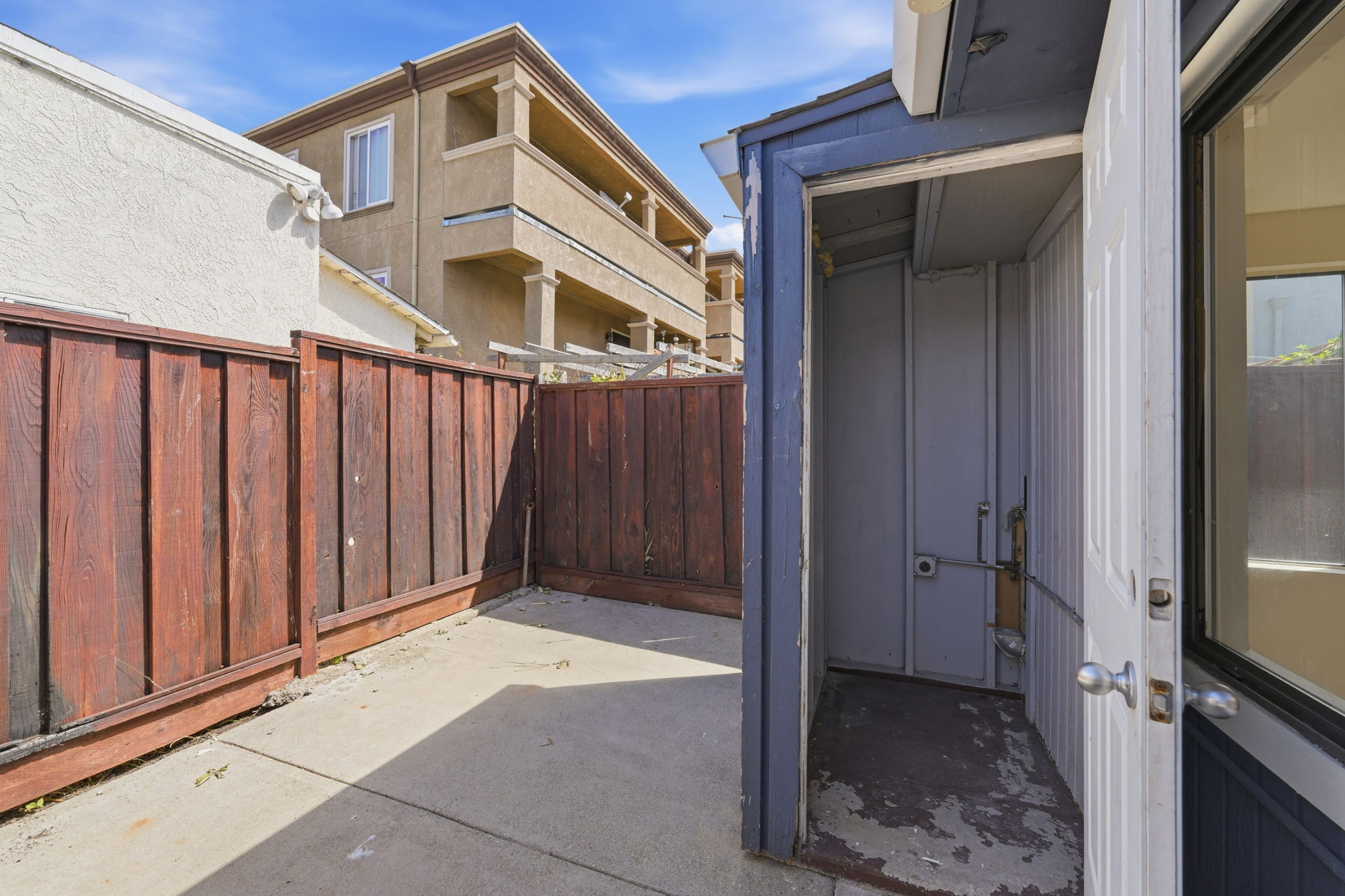  Photo 38