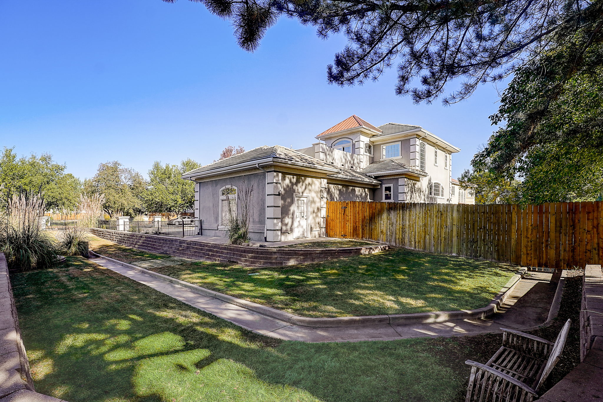 S Willow Ct-069