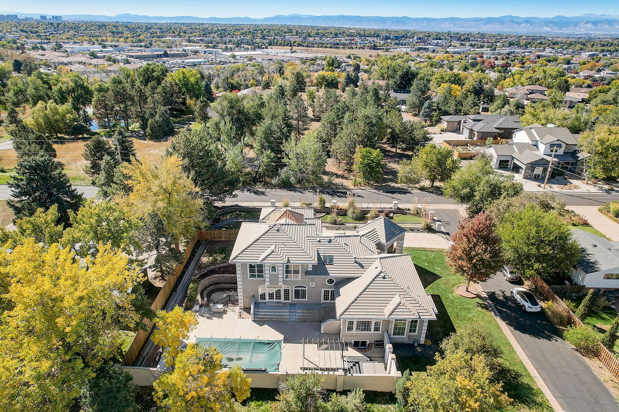S Willow Ct-098