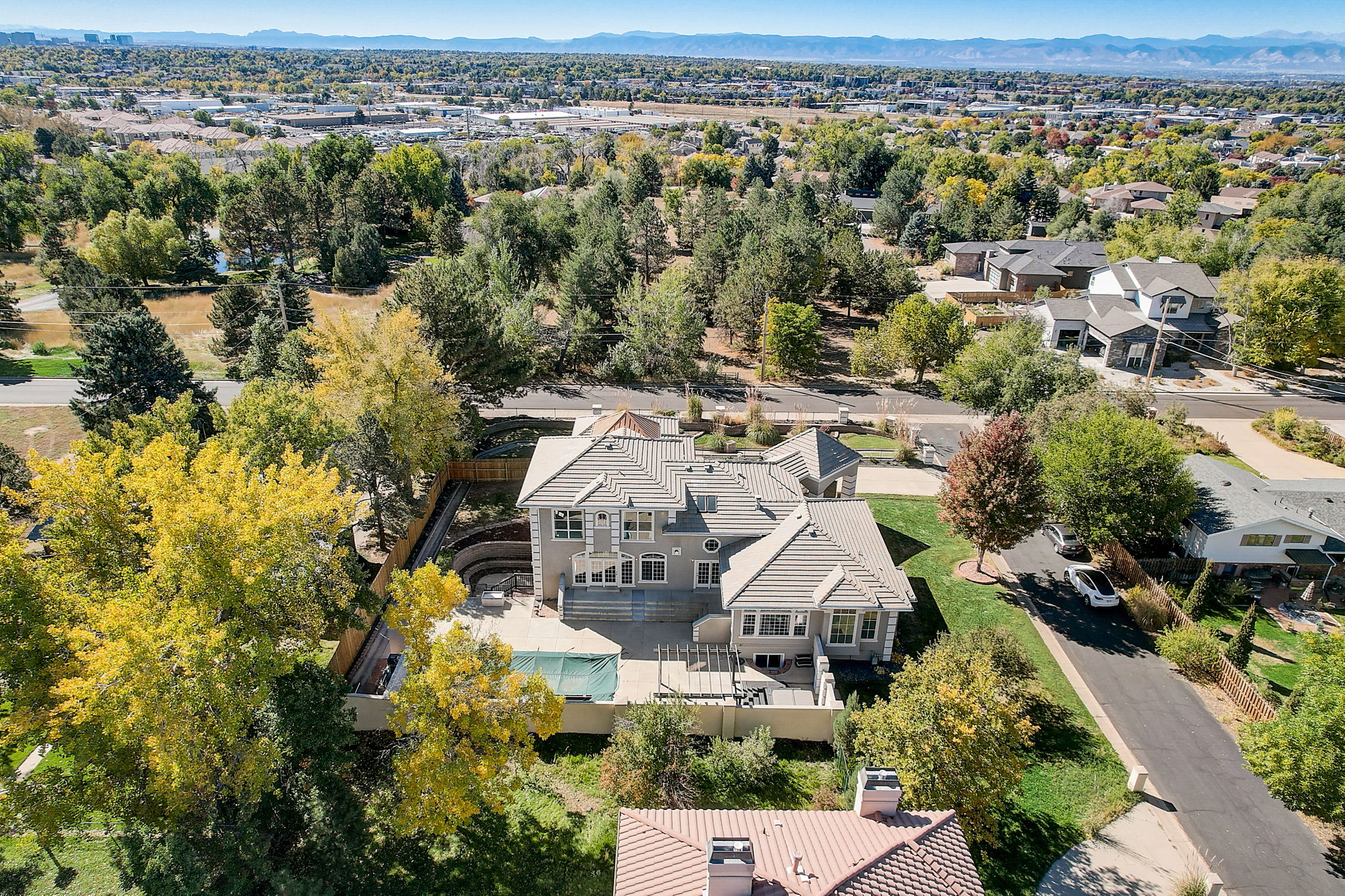 S Willow Ct-099