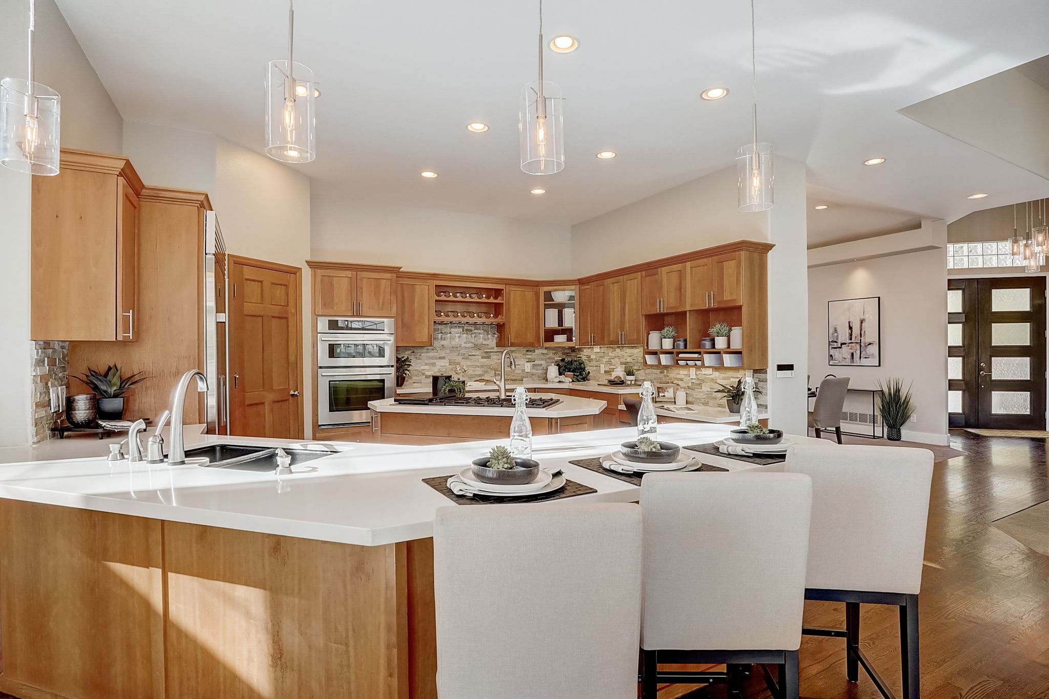 S Willow Ct-024