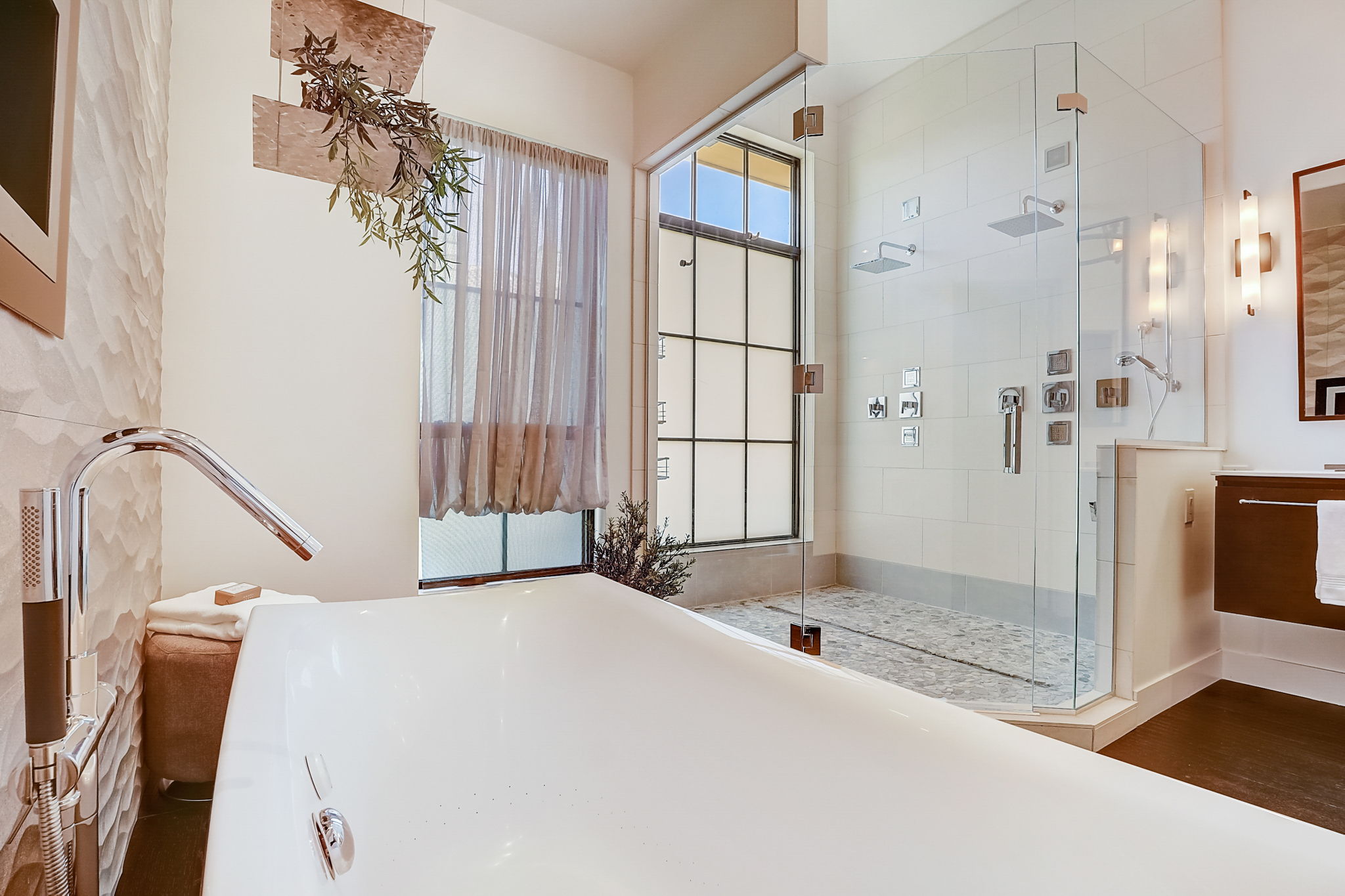 S Willow Ct-038