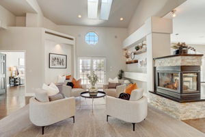 S Willow Ct-010