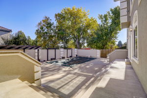 S Willow Ct-077