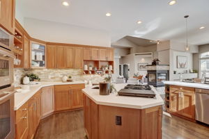 S Willow Ct-025