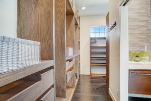 S Willow Ct-042