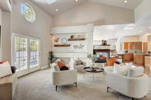 S Willow Ct-009