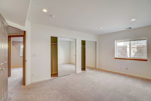 S Willow Ct-060