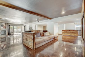 S Willow Ct-058