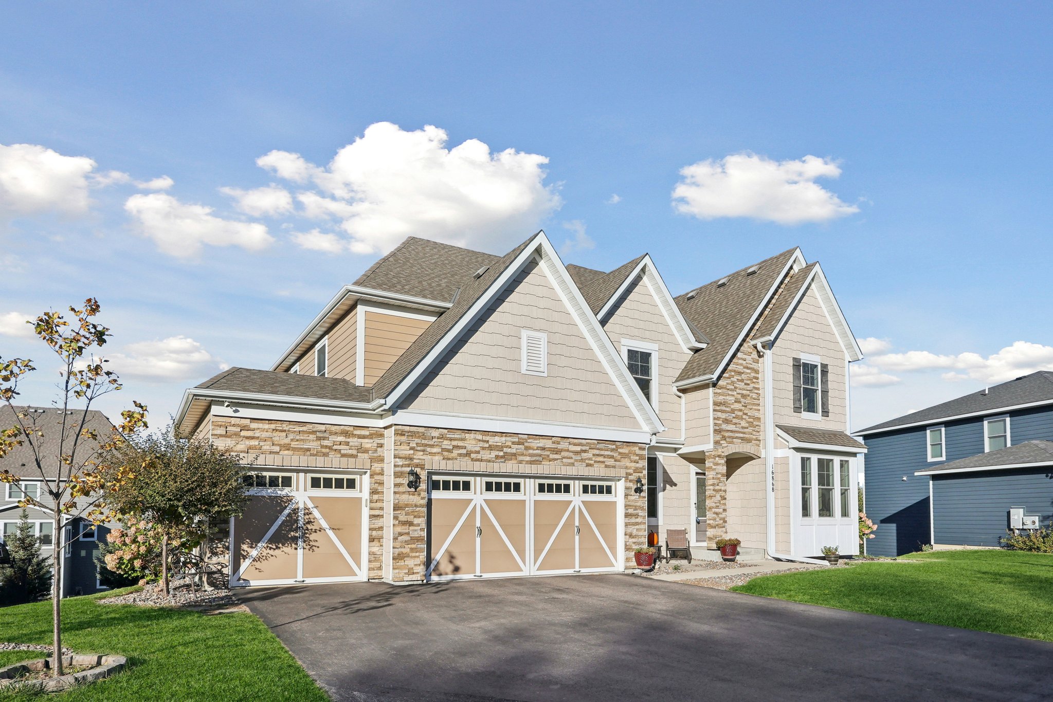 Reeder Rdg-L2310-004.jpg